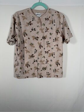 Vintage Fall Autumn Beige Short-Sleeve Henley with Leaf Print